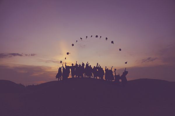 Include junior researchers in peer review
